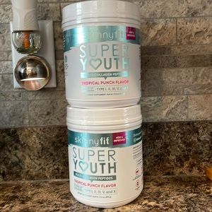 Skinnyfit Super Youth multi collagen peptides, tropical punch flavor 17.3 oz.